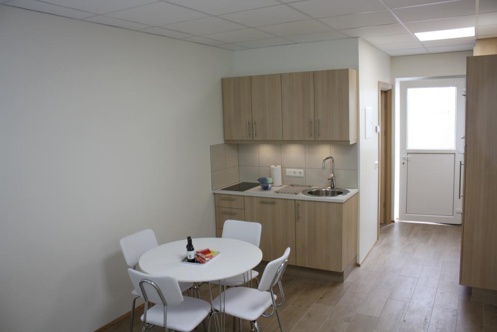 Ak Apartments Akureyri Zimmer foto